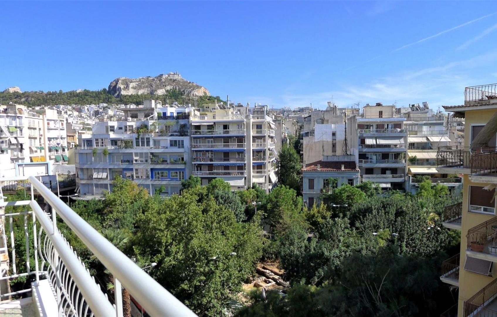 Smart And Elegant Home In The Centre Of Atena Exterior foto
